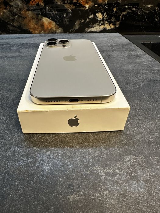 IPhone 16 pro max natural titanium impecabil