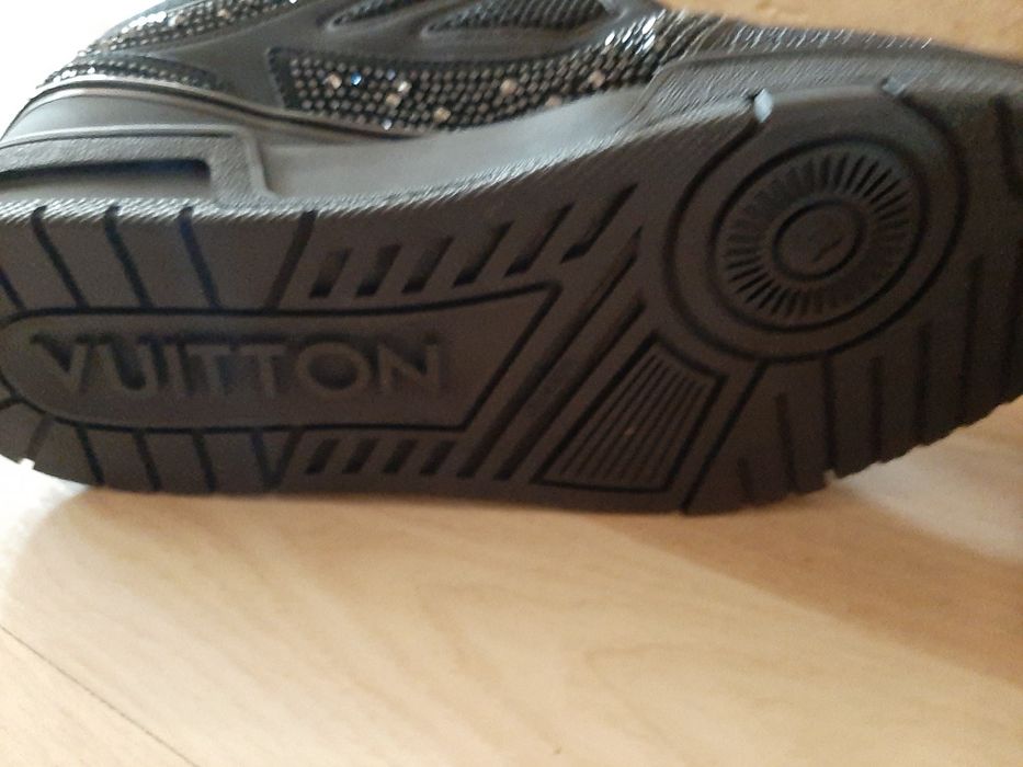 Louis Vuitton skates