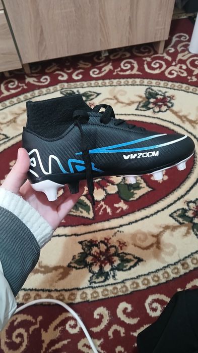 продам бутсы 32 размер