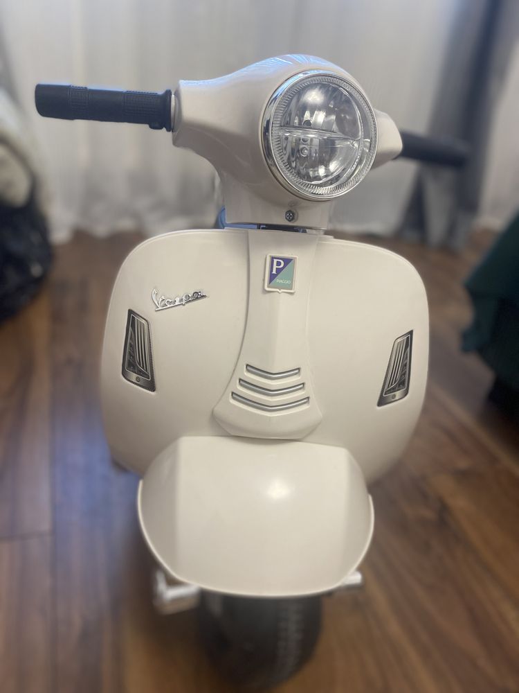 Scuter Vespa pt copii