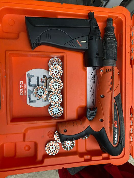 Pistol Cuie Spit P370