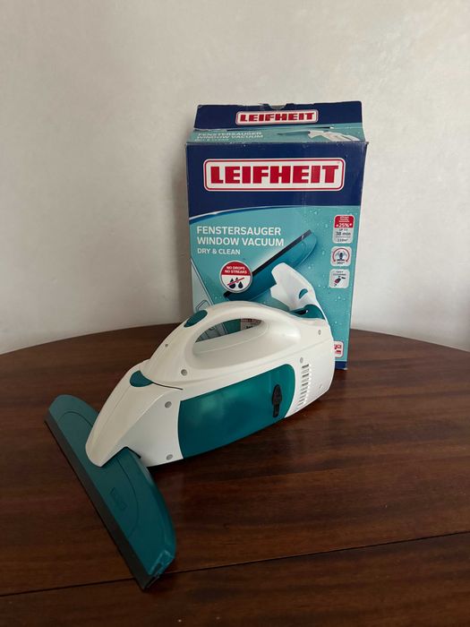 Уред за почистване на прозорци Leifheit