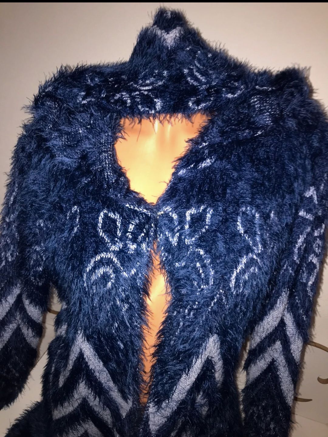 Cardigan pufos nou