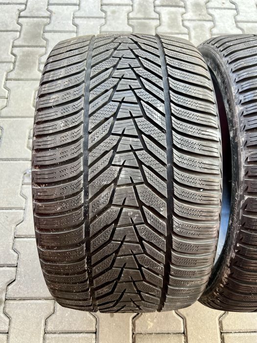 2 броя Зимни Гуми 285/30/19 HANKOOK ДОТ: 1723