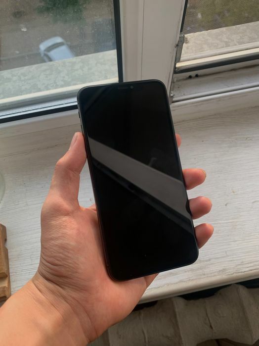 Iphone xs ideal xolatda