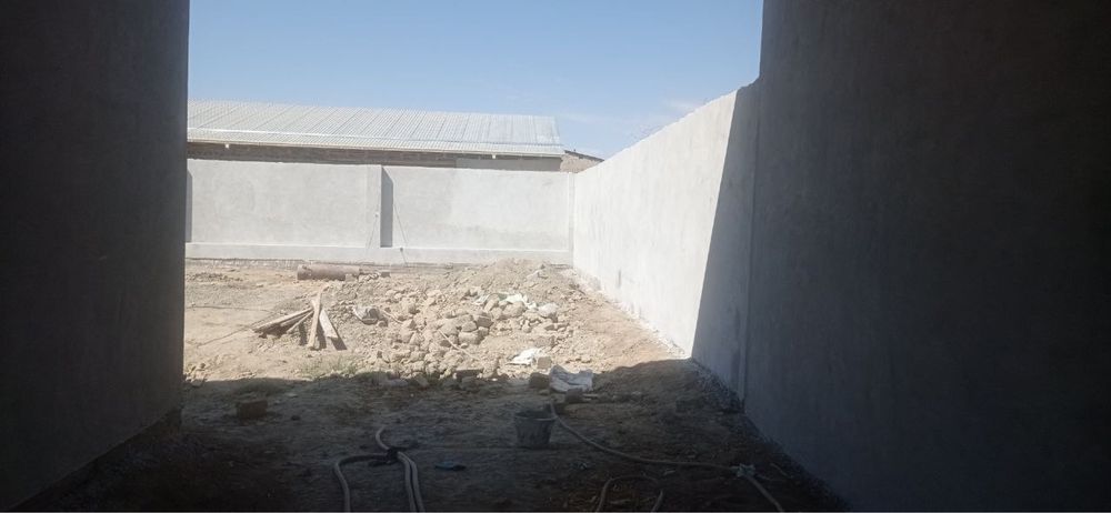 2ta hovli sotiladi