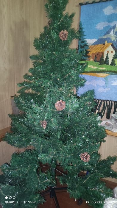 Продам искусственную Ёлку