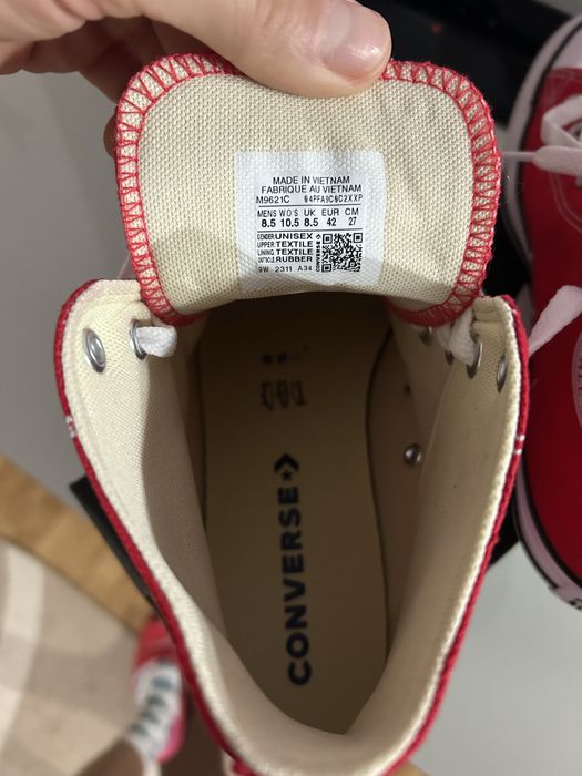 Vand Converse marimea 42 (27 cm)