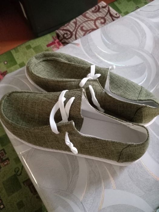 Продаются новые макасины