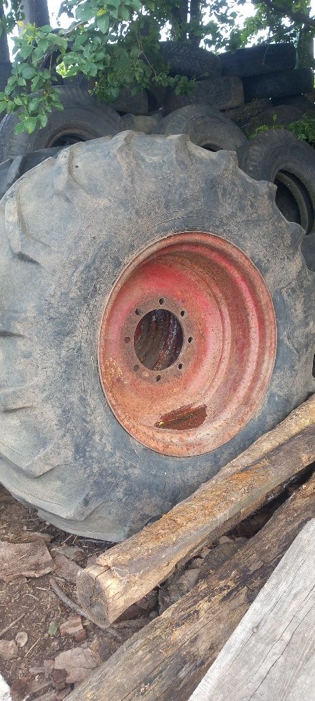 roti de u650 model de combina,și la schimb cu  Dacia papuc 2 locuri