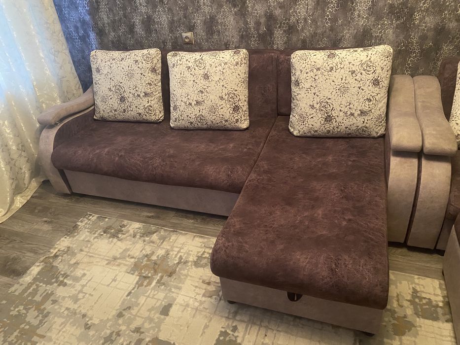 Продам диван 90.000 тг , самовывоз