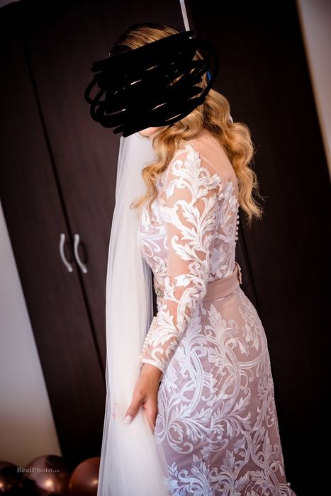 Rochie de mireasa tip sirena