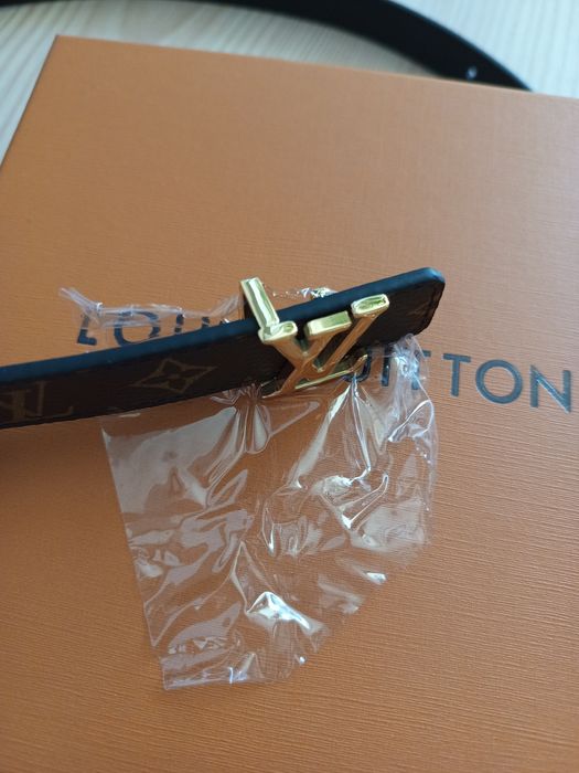 Curea Louis Vuitton reversibila