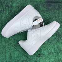 Nike Air Force 1 mai multe modele