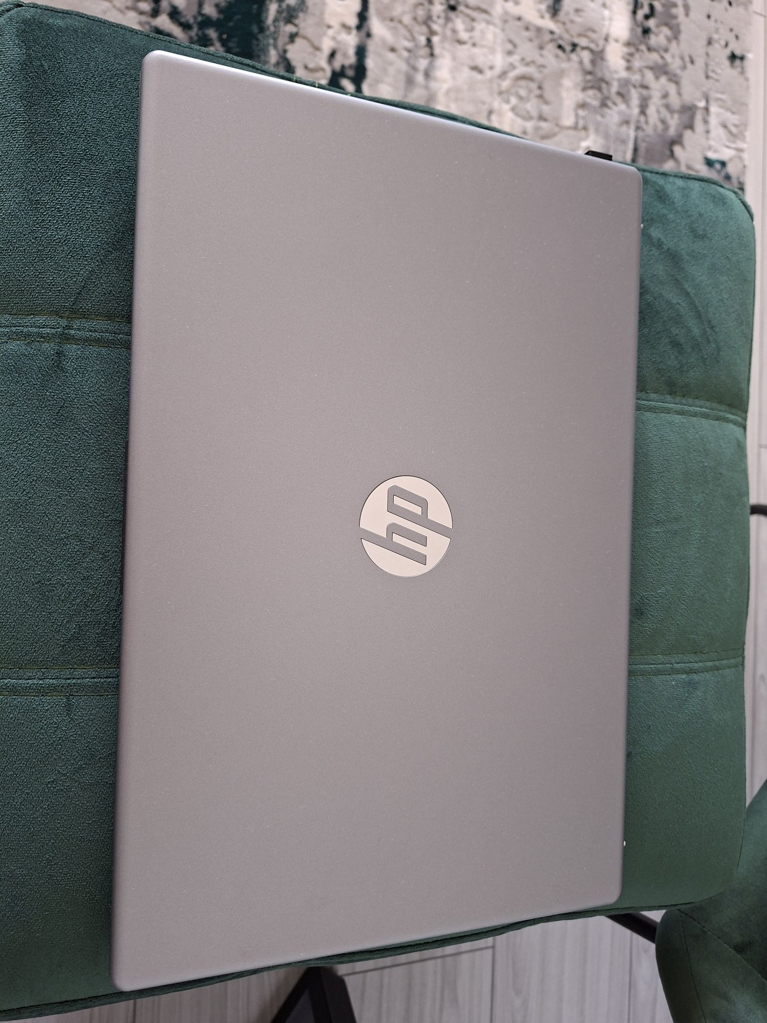 Laptop HP 250 G 10