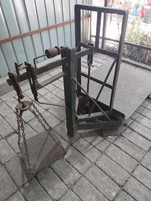 Cantar maja cu greutăți