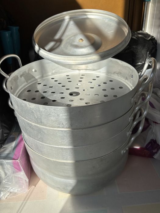 Алюминивые кастрюли  , мантница, кастрюли  эмаль 4л , 7
