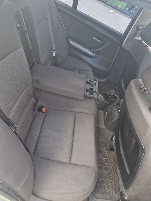 Vând bmw e90 320d