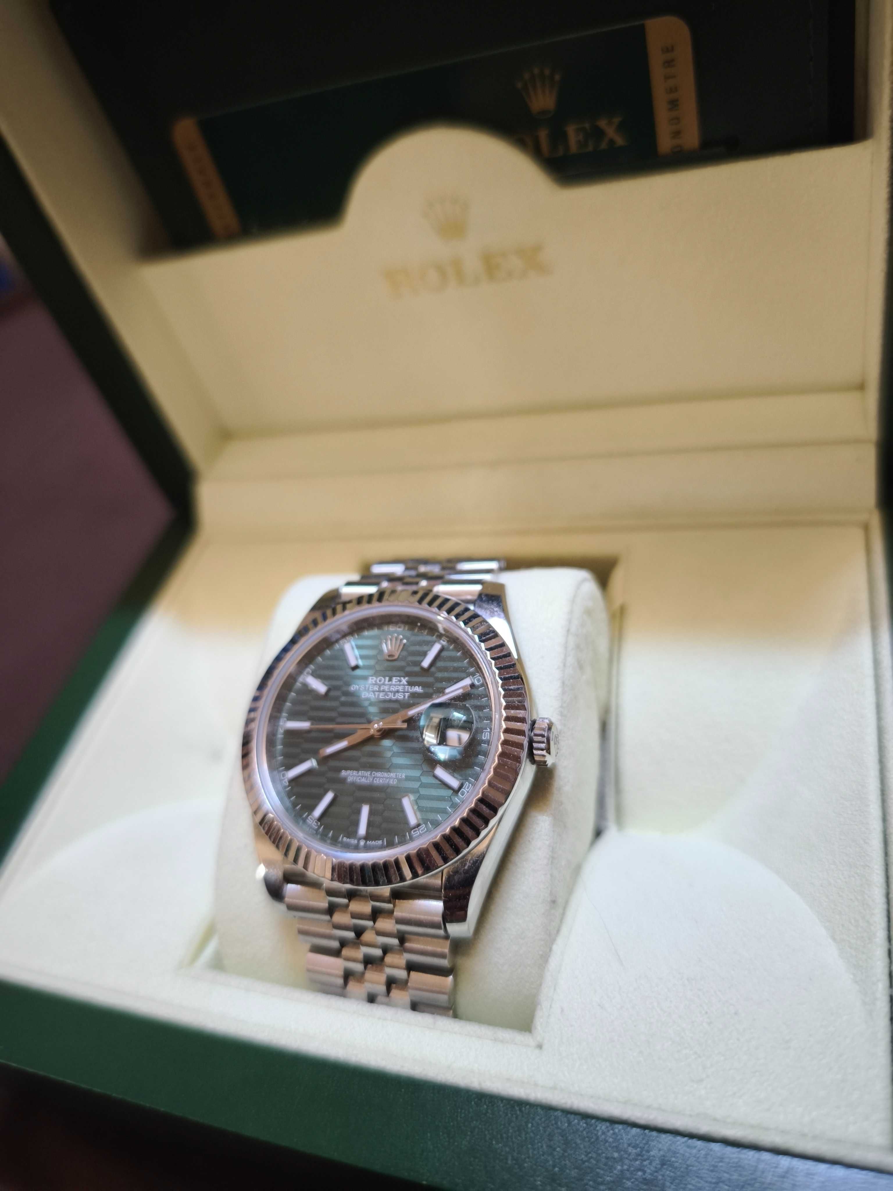 Rolex Datejust 126334 Motif Green