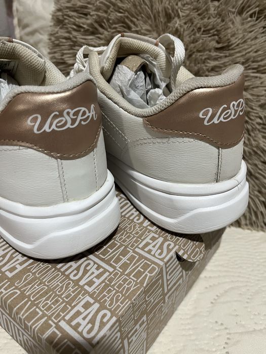 Дамски кецове USPA ,бял цвят