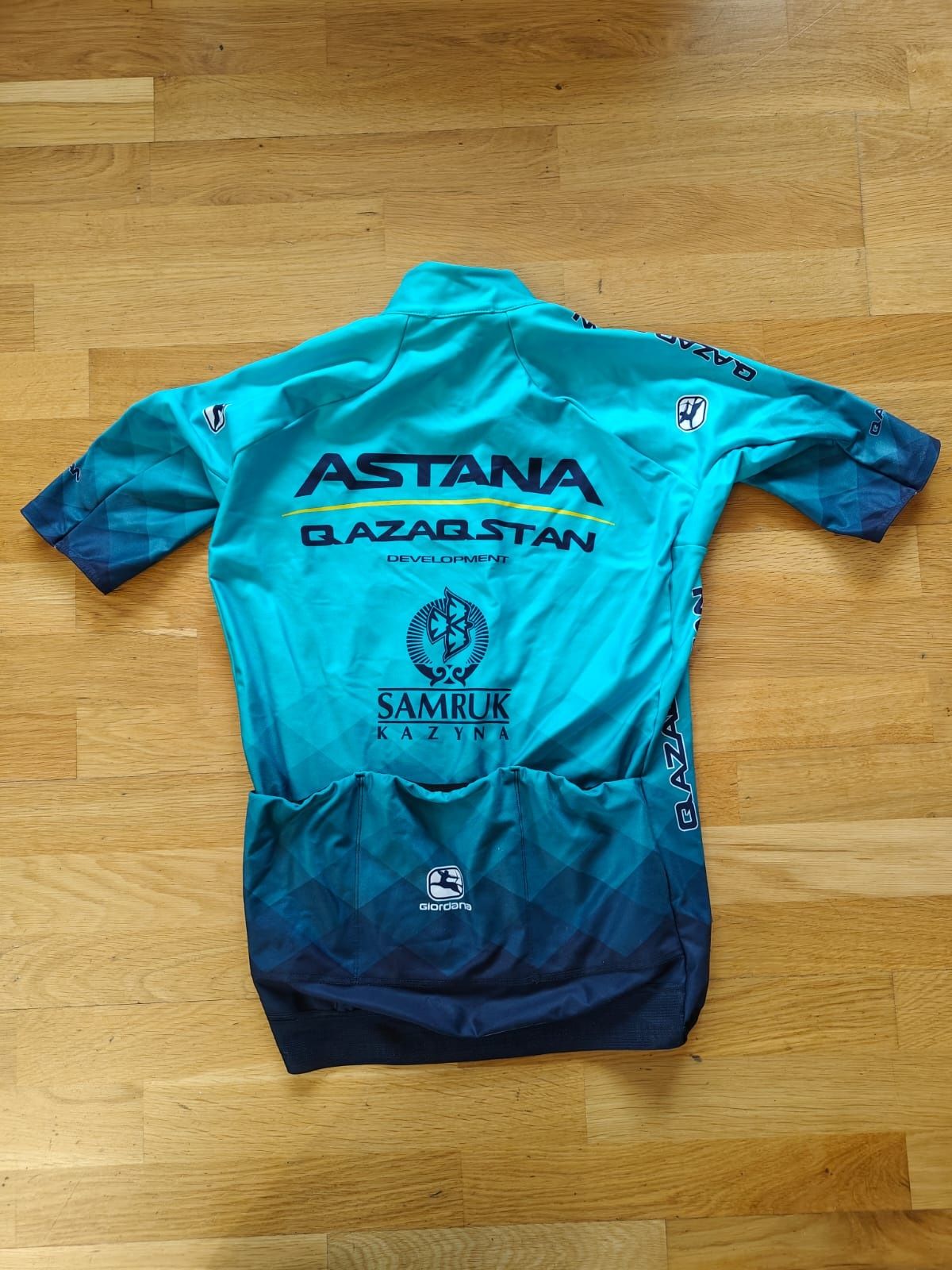Комплект формы Astana Qazaqstan Team
