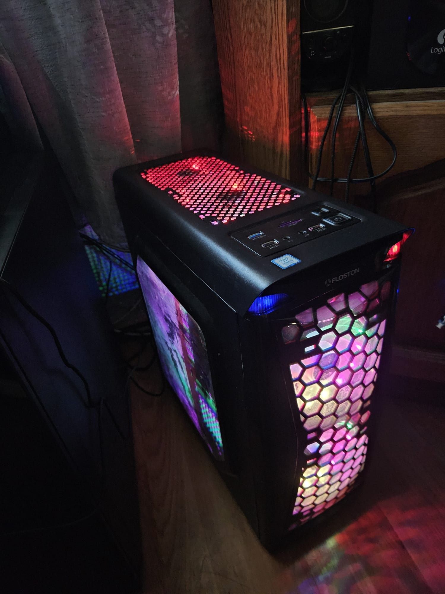 Vând pc procesor i5 7600 ram 8 gb placă video 4 gb