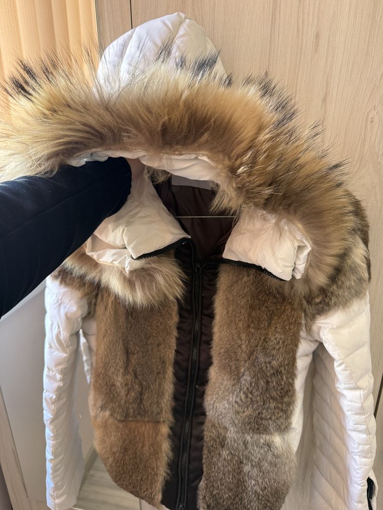 Оригинлно яке Moncler естествен пух