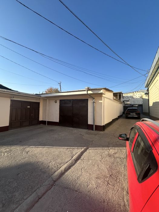 sebzorda uy sotiladi