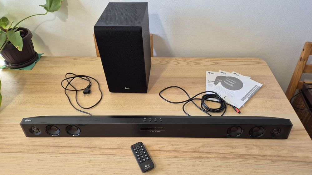 Soundbar LG SJ3 300w 2.1