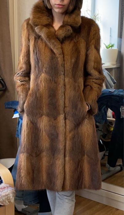 Продам новую шубу в отличном сострянии, не ношенная, размер 42-44