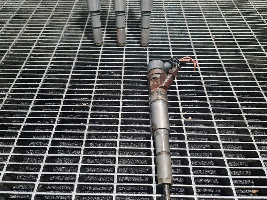 Injector Land Rover Freelander 1 2.0 TD4 1998 - 2006 112CP M47 (1377) Diesel 0445110049