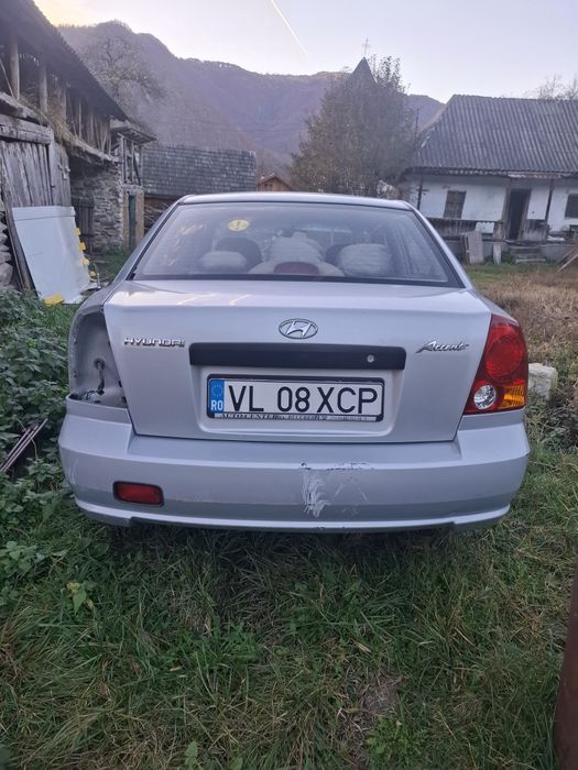 Hyundai accent facelift 2006 pentru dezmembrări