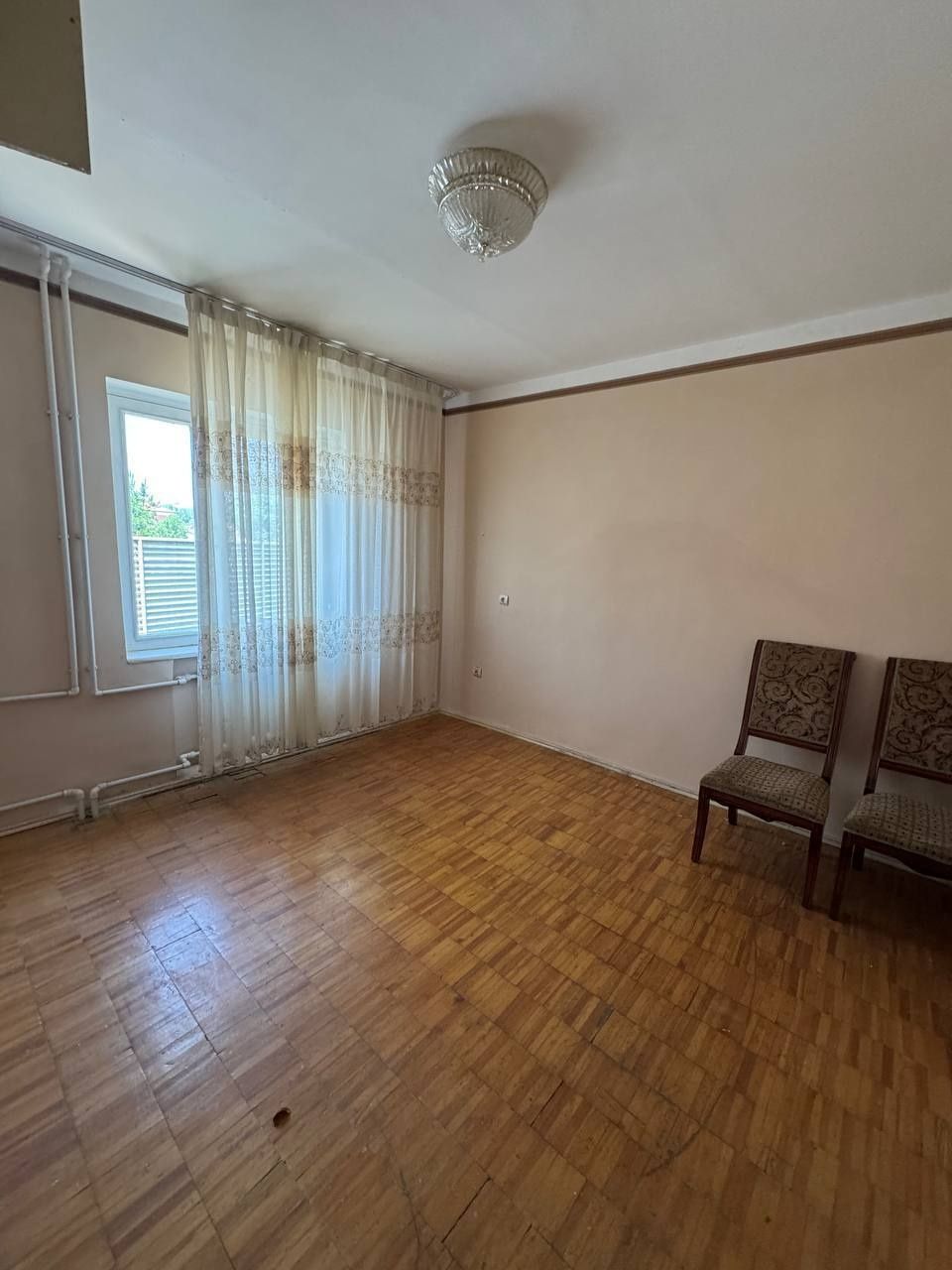 Космонавтов Продаётся 4/3/4 Метро карзинка 77-серия 98кв.м