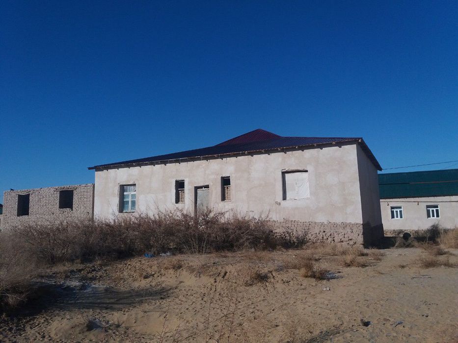 Хожан аўылда жер жай сатылады!