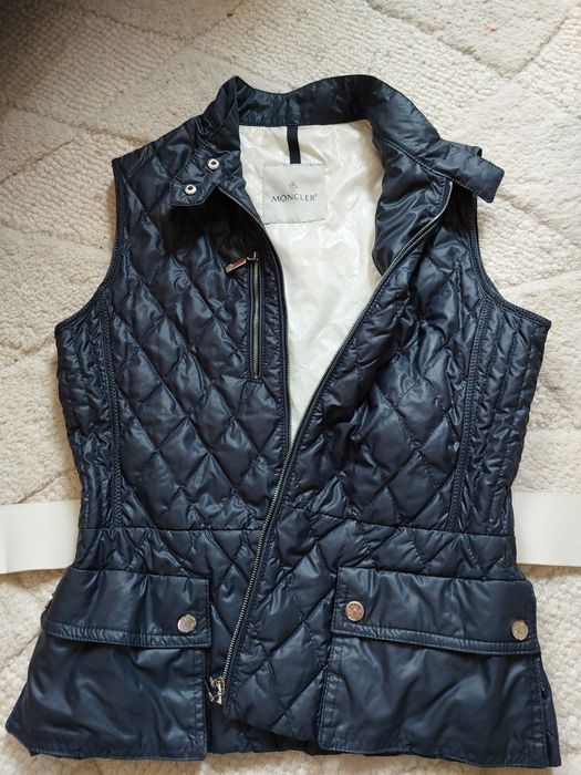 Vesta Moncler, autentica, mărimea 2, dama