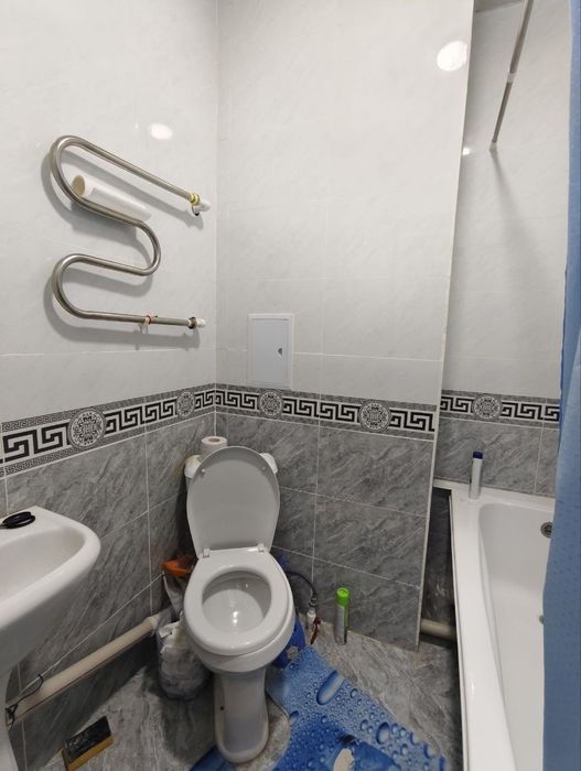 Bir hona sotiladi