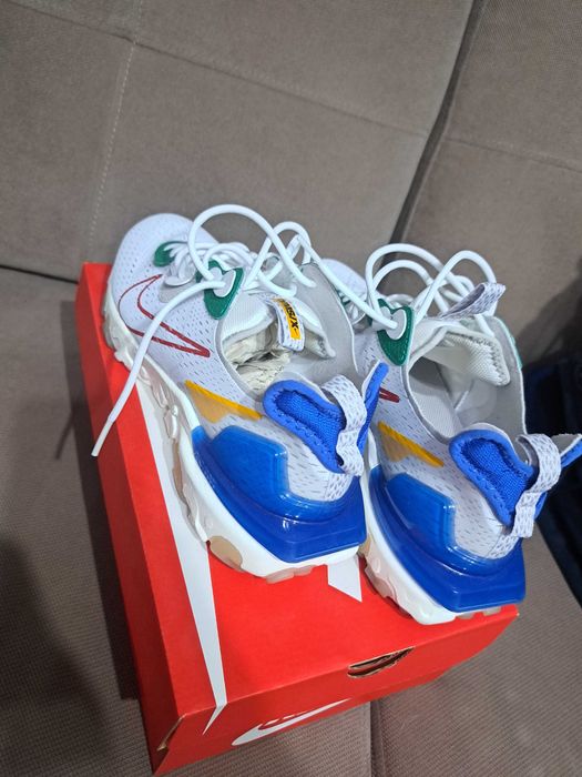 Vand adidasi Nike React Vision Royal