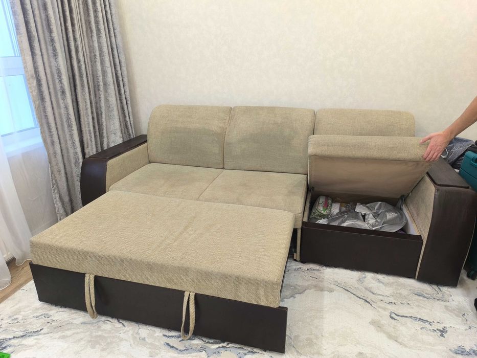 Срочно продам диван