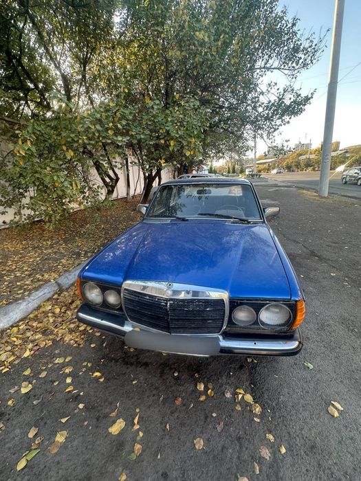 Продаётся Mercedes 123