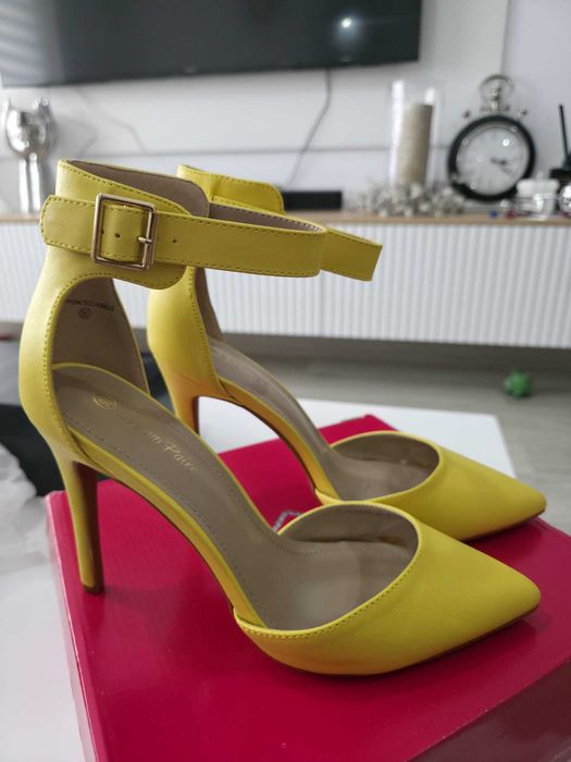 Pantofi cu toc dama Nr 41 Piele noi in cutie