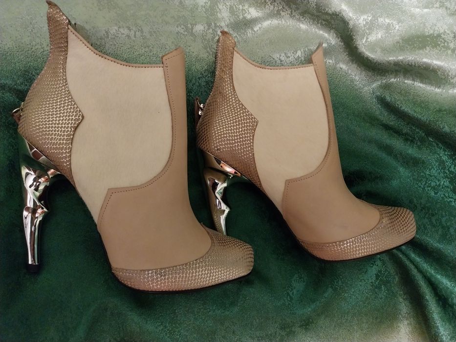 Botine United Nude marime 40