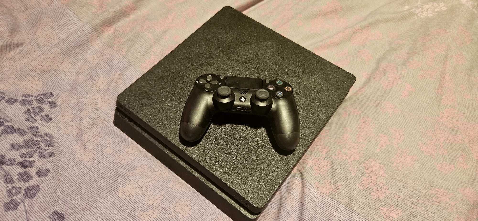 Playstation 4 slim
