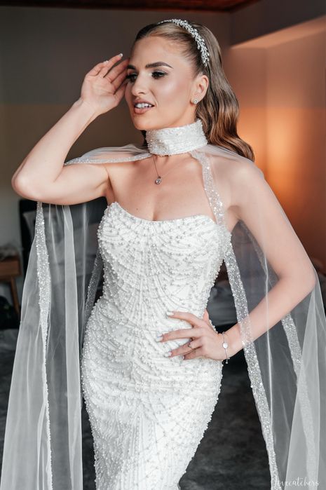 Vând rochie de mireasă, model spectaculos