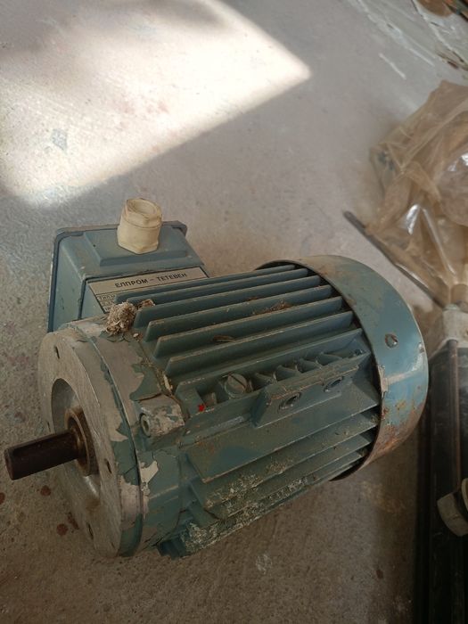 Ел.двигател ЕЛПРОМ Тетевен 220/380V 0.25kW