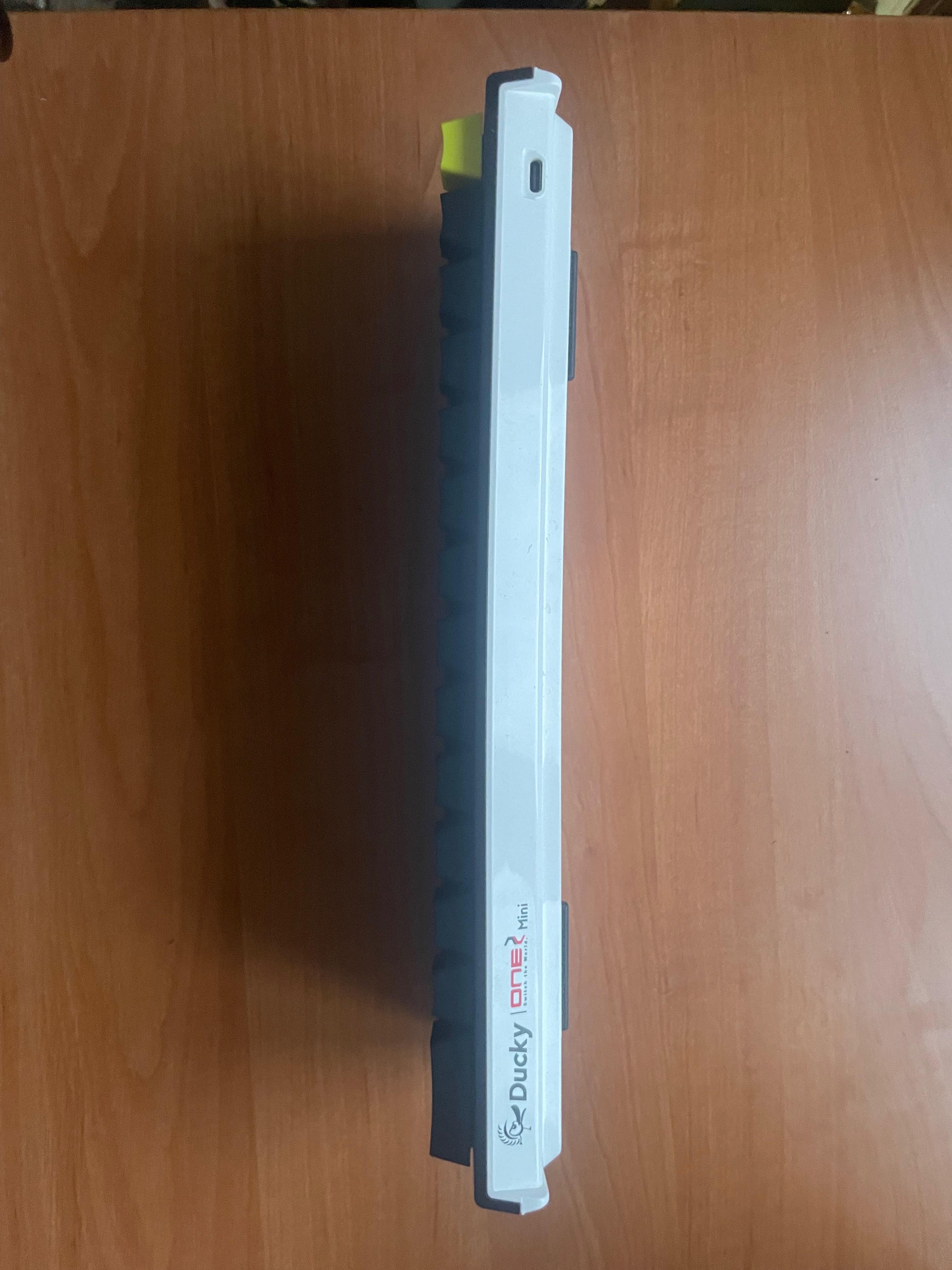 Геймърска механична клавиатура Ducky One 2 Mini (60%)