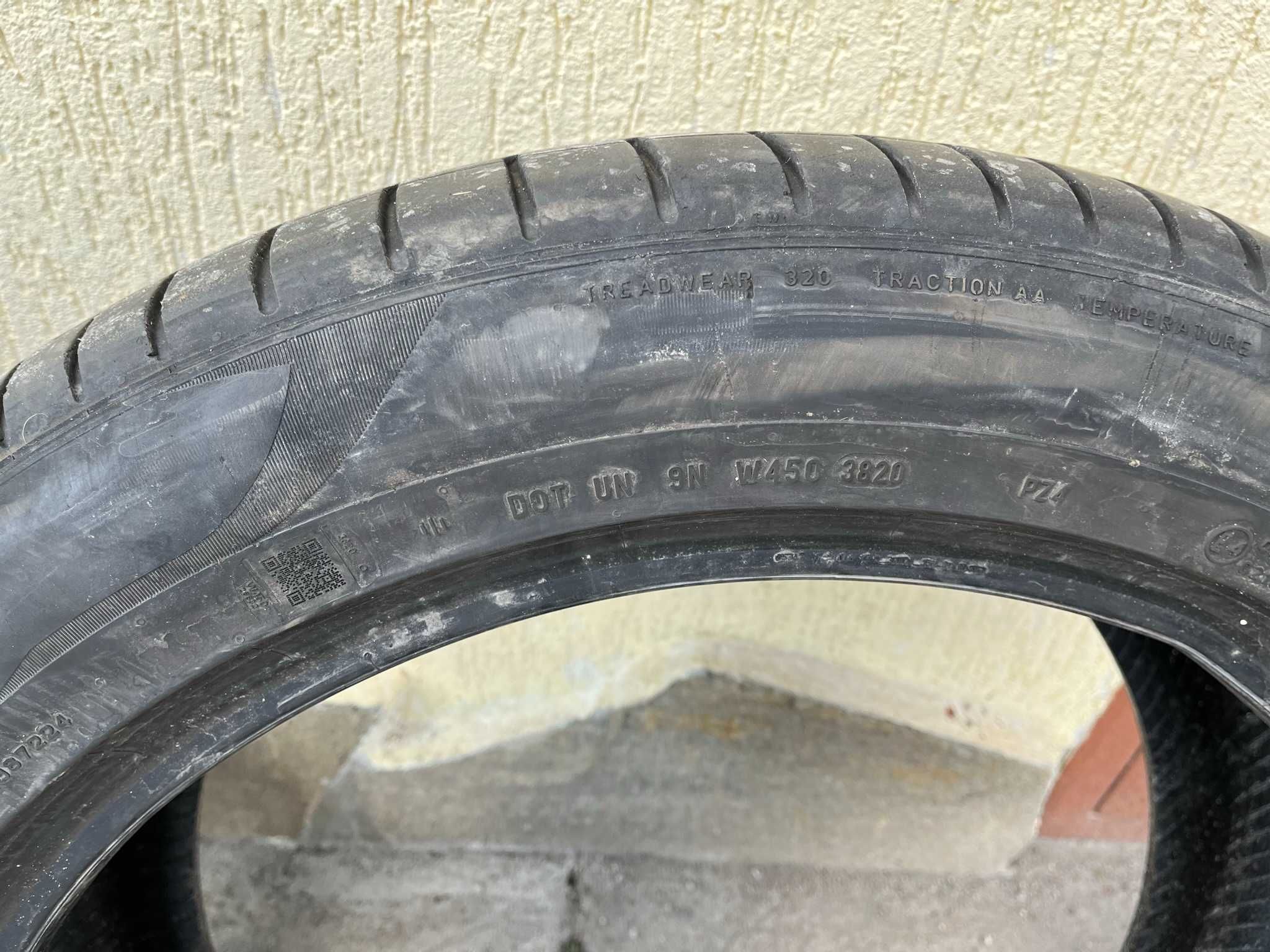 2 бр. летни гуми 285/45/21 Pirelli RSC  DOT 3820 4,5 mm