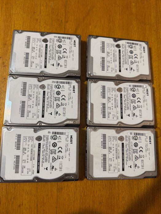 6 броя HGST 2,5” SAS хард дискове 0,9 TB, 10K RPM 6Gbit/s Enterprise