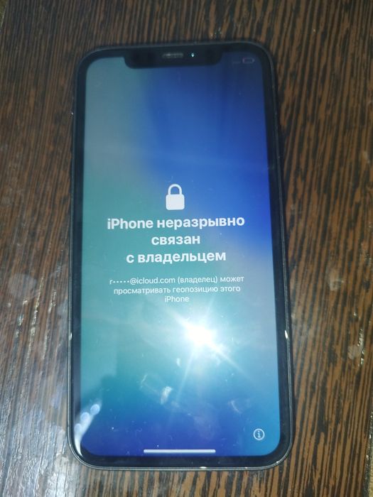 Продам айфон 11 на запчасти