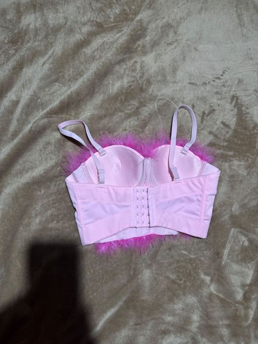 Розово бюстие с естествени пера