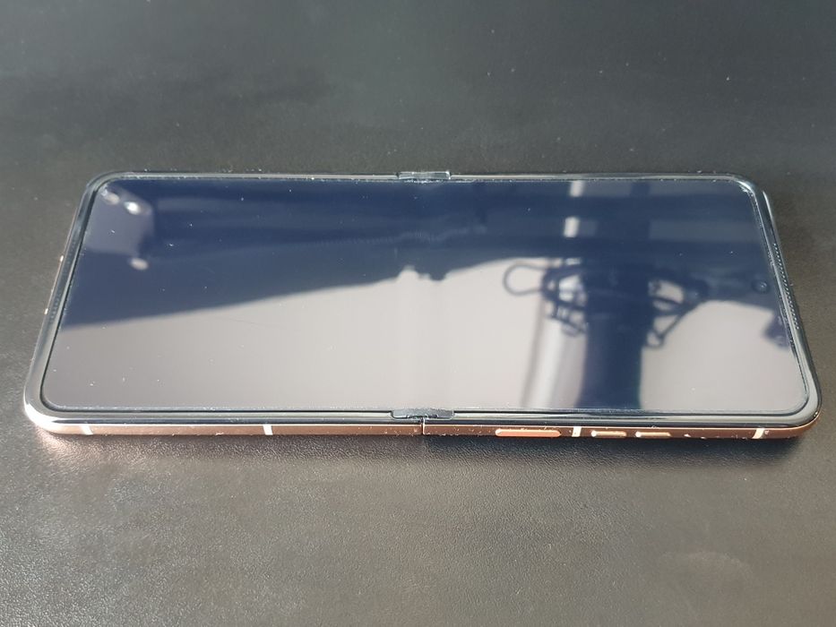 Motorola Razr 50 Ultra 512GB, 12GB RAM, 2024